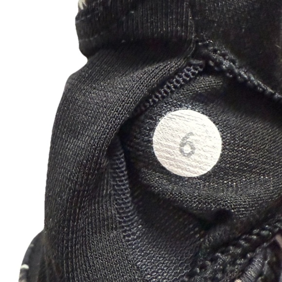 Lululemon All Sports Bra Womens 6 Adjustable Star Crushed Multi / Black - Picture 10 of 12